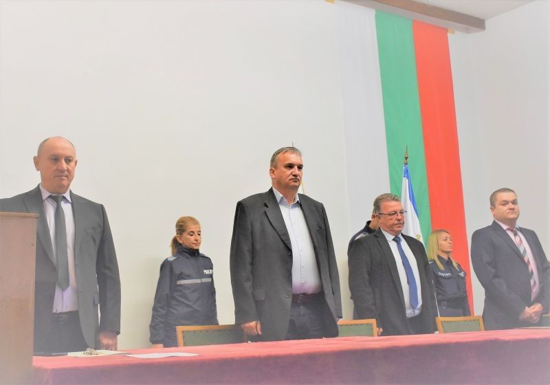 Ръководството на Областна администрация почете празника на сливенските служители на реда