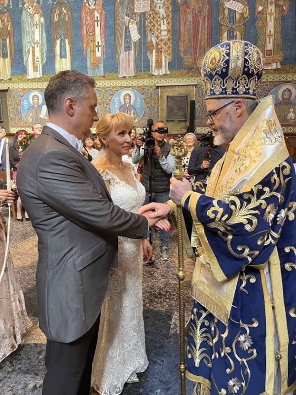 Омбудсманът Диана Ковачева се омъжи