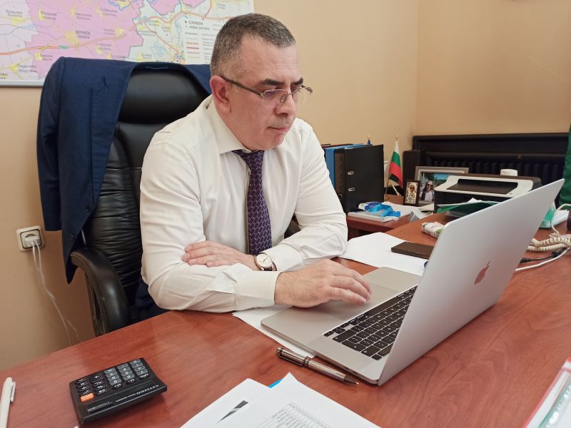 Кметът Стефан Радев участва в първото заседание по проекта „Европейска гаранция за детето“