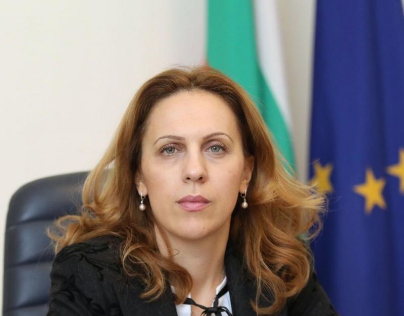 Марияна Николова
