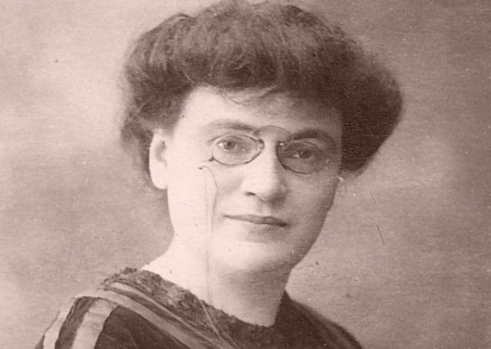 Ана Карима и женското равноправие в България