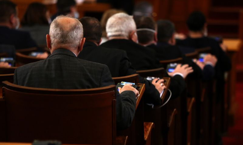 Парламентът прие декларация в защита на българската общност в Украйна