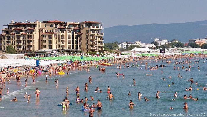 Хотели примамват с различни отстъпки и безплатни атракции