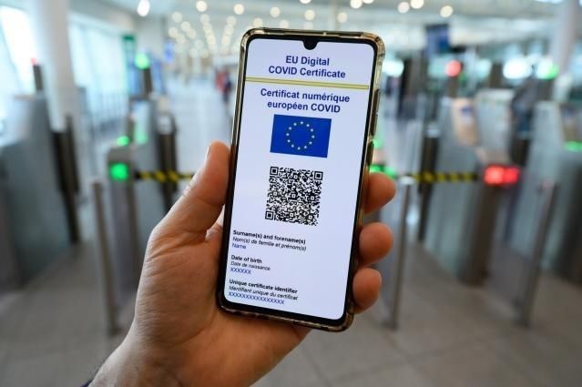 Безплатно приложение COVID PASS помага при пътуванията