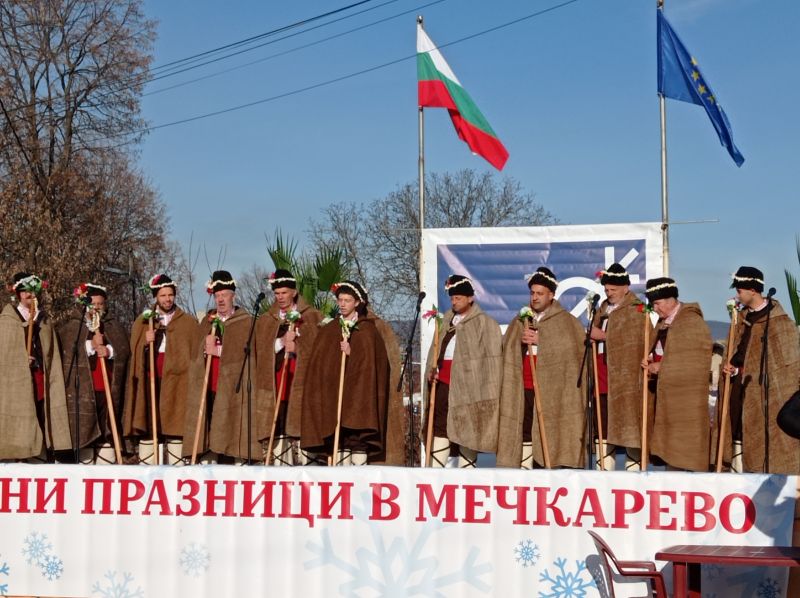 Стефан Радев за зимните празници в Мечкарево: Съборът запалва искрата на българските народни обичаи у все повече млади хора