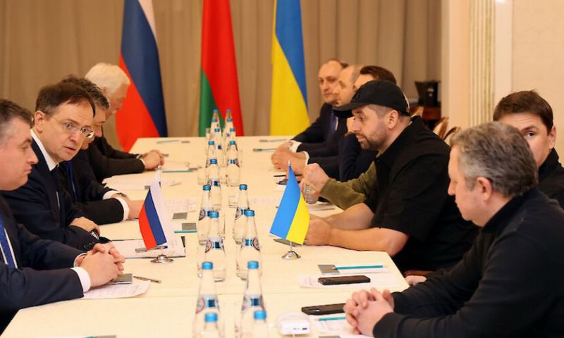Преговорите Русия-Украйна очертаха точки на възможен напредък