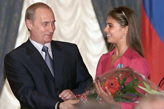 Гимнастичката Алина Кабаева го развежда с жена му