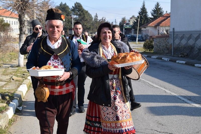 В община Котел почетоха празниците на виното и любовта