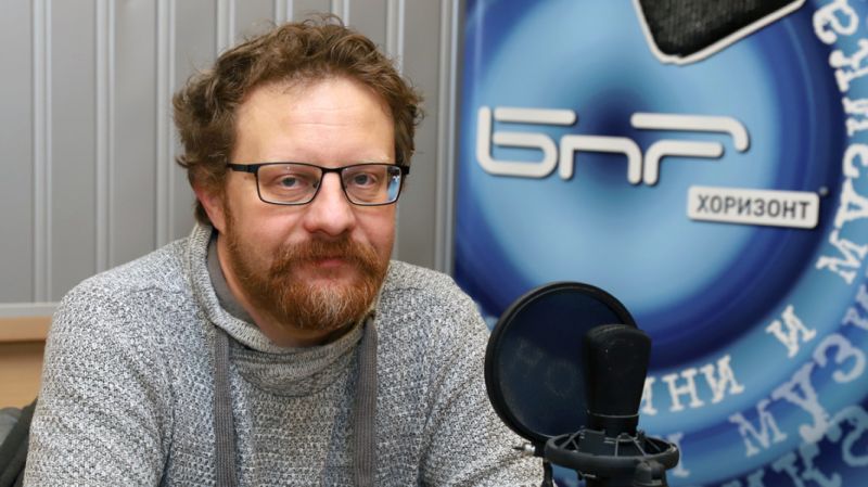 Доц. Алексей Пампоров