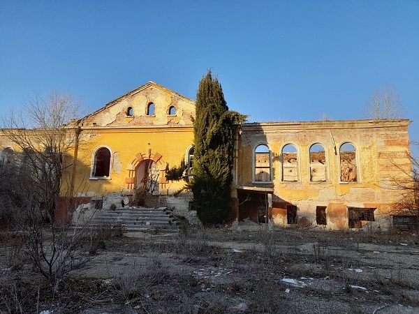 Гарнизонната баня 