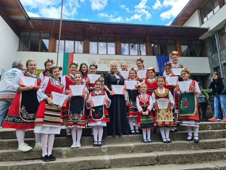 Поредни престижни награди за възпитаниците на Школата по народно пеене на Велина Стайкова в Сливен и Нова Загора