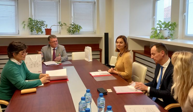 Среща с ръководството на EVN се състоя в Областна администрация Сливен