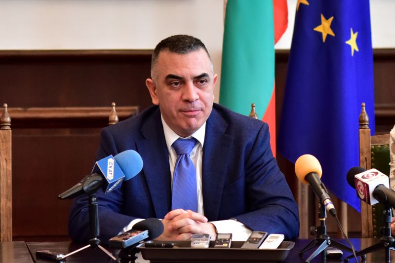 Стефан Радев