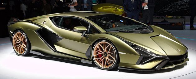 Едно от 63-те бройки Lamborghini Sian се кара по нашите пътища