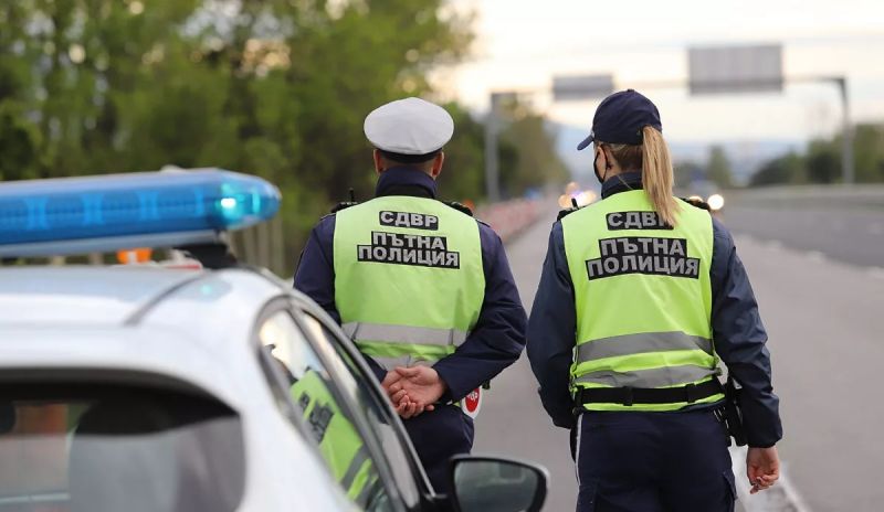 МВР не е връчило близо 580 000 фишове и наказателни постановления за нарушения на пътя