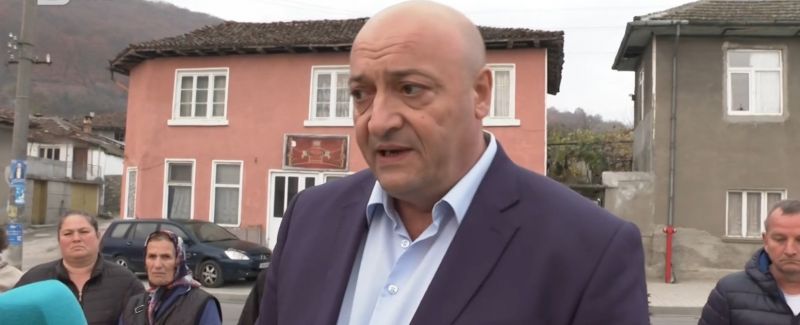 Коста Каранашев: „Настоявам износа на дърва за огрев от общината да бъде спрян до задоволяване на нуждите на населението от дърва