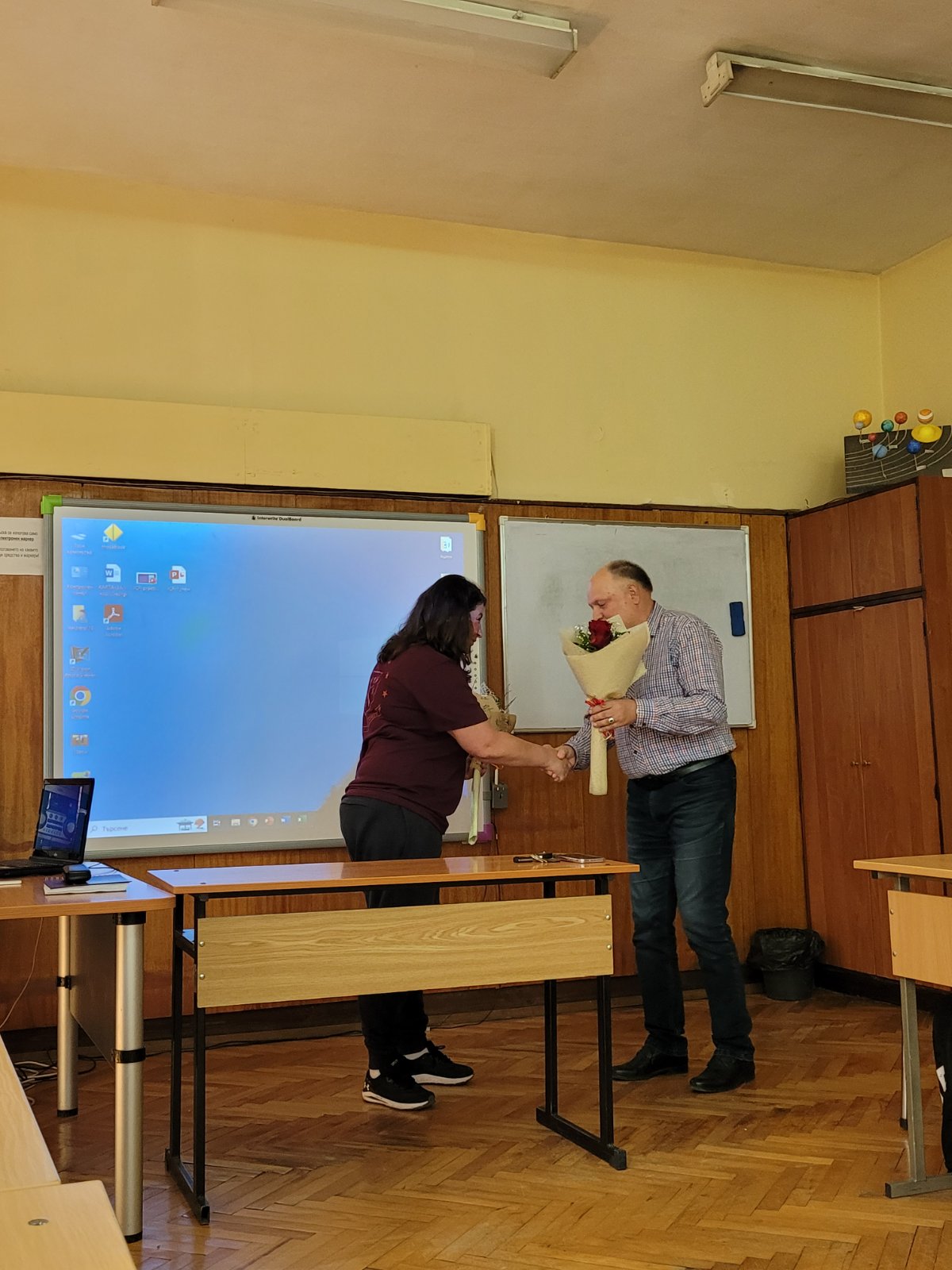 IMG-af4a929ad10e488ae412ff165de6597d-V.jpg