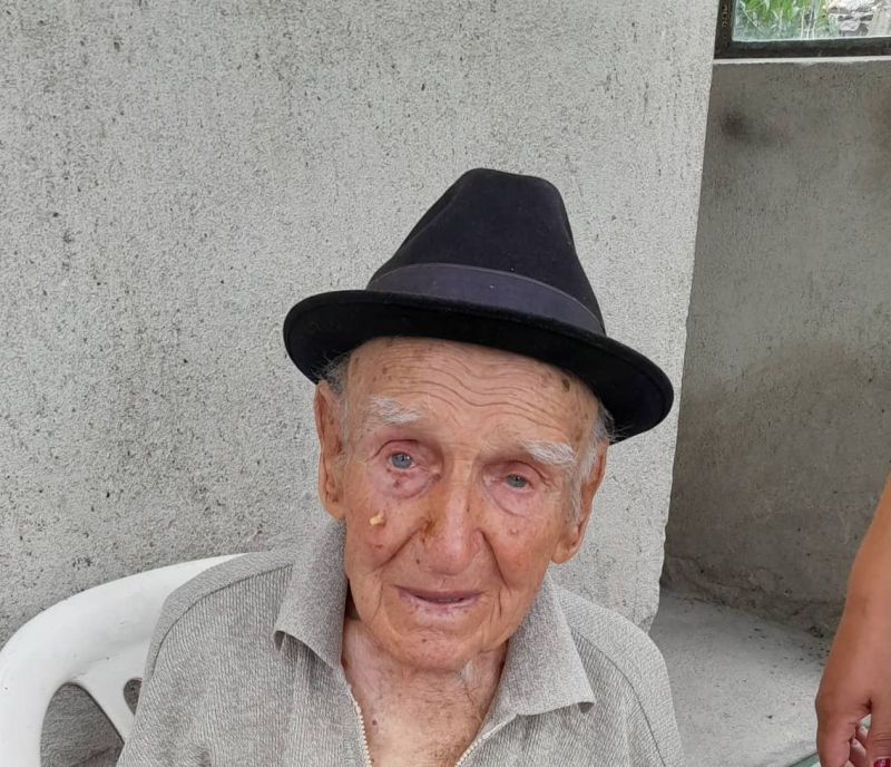 106-годишният Стойчо Стойчев от Нова Загора - най-възрастния ветеран от Втората световна война