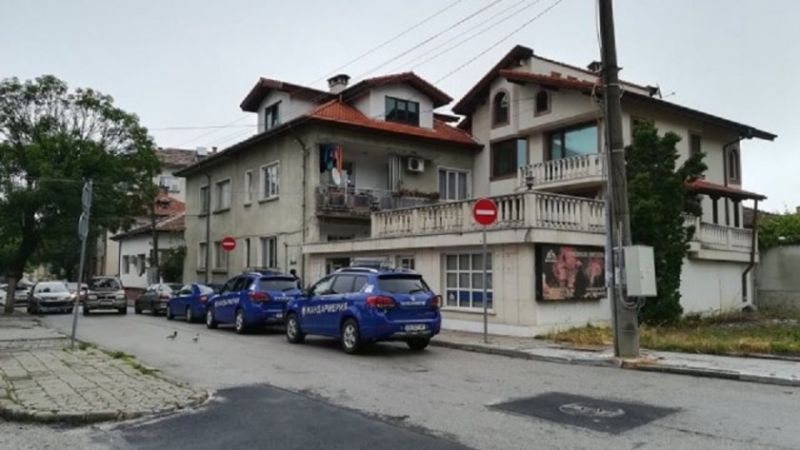 Спецакция в Ботевград: Жандармерия обгради дома на зам.-министъра на екологията