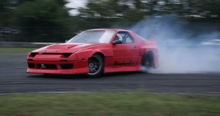 6584ca4c961fd91de9efc43e487c76b2-11mazda.jpg