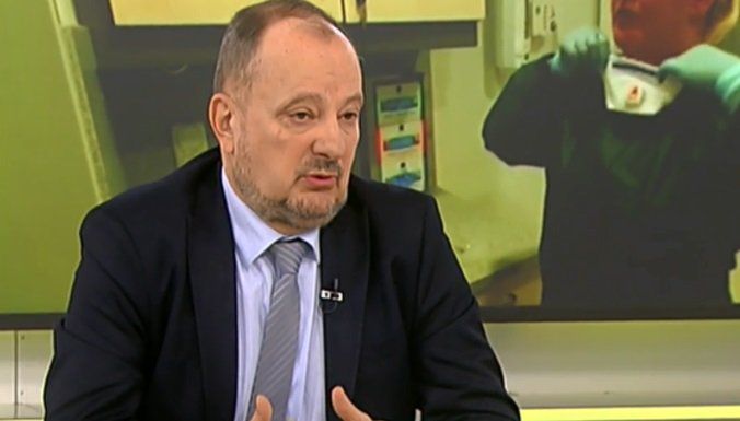 Проф. Емил Воденичаров: Сапунът пука вируса като мехур