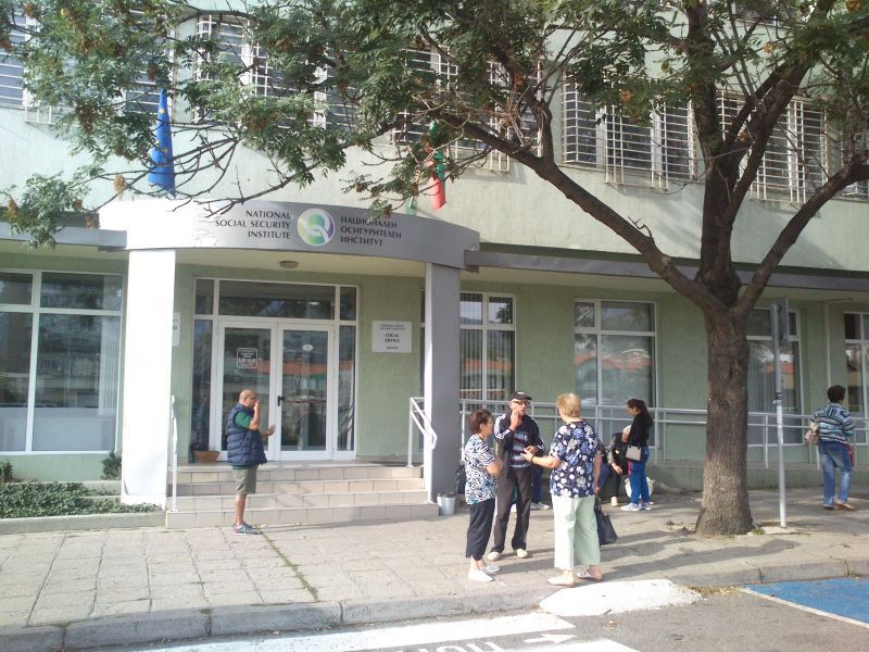 НОИ с резервна дата за обезщетенията за безработица