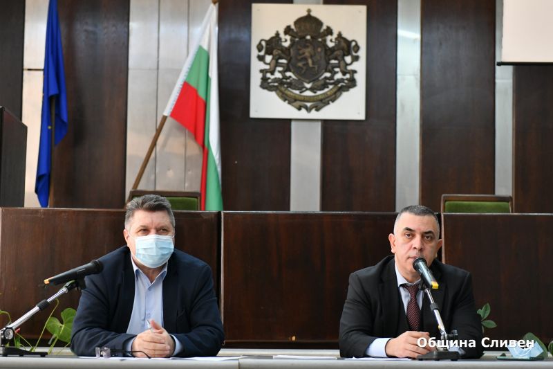 Общественият съвет за Стария бряст беше учреден днес