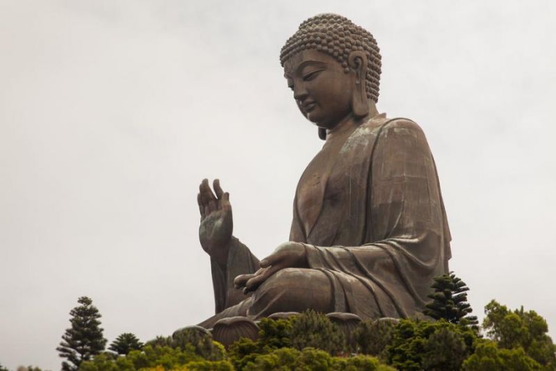 Издигната е най-високата статуя на открито на седящ Буда