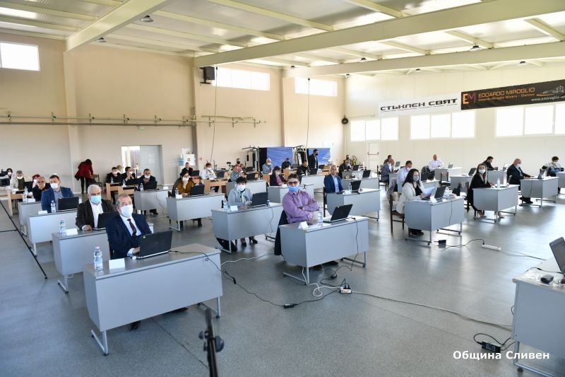 Местният парламент одобри изменението на общинския бюджет и разкриването на два нови центъра за подкрепа