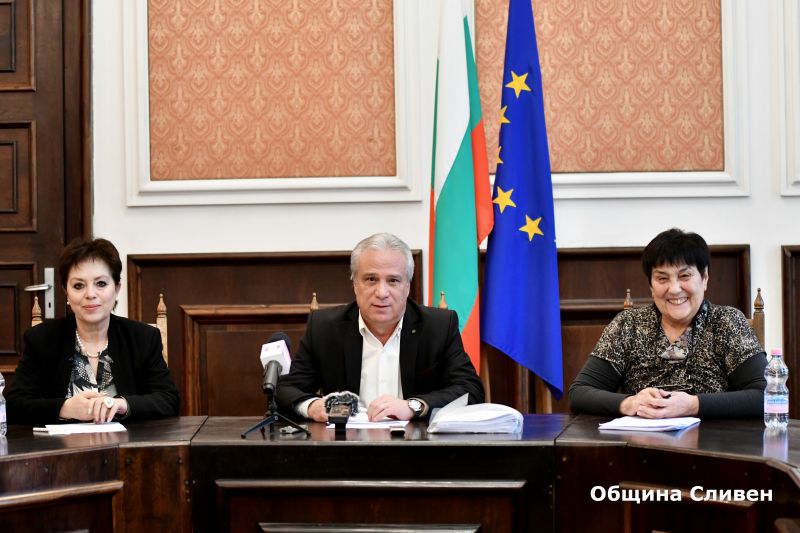 Кметът Стефан Радев предлага средствата за сдруженията да се увеличат на 1 милион лева 