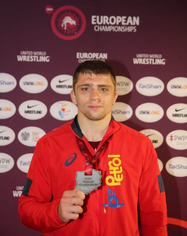 Миро Киров
