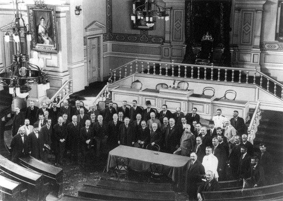 За какво могат да бъдат осъдени премиери и министри