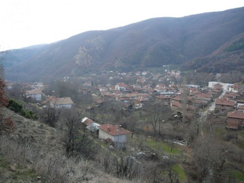Село Горна Брезница, където се разигра трагедията