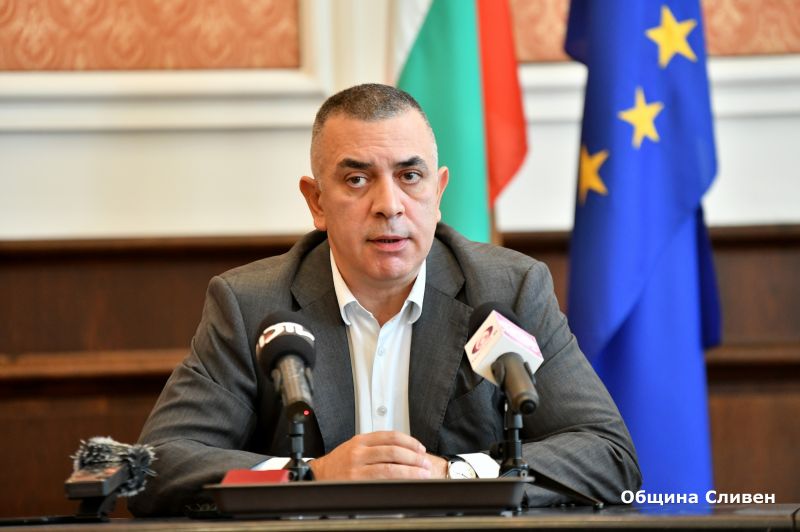 Кметът Стефан Радев призова жителите на общината да се възползват от ваксинацията срещу Ковид-19