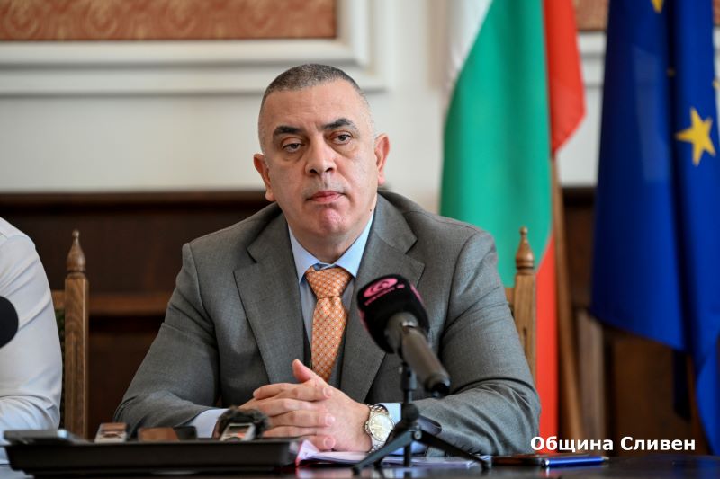 stefan_radev_25.jpg