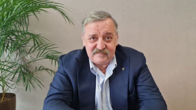 Проф. Тодор Кантарджиев: Грипът поваля за два часа