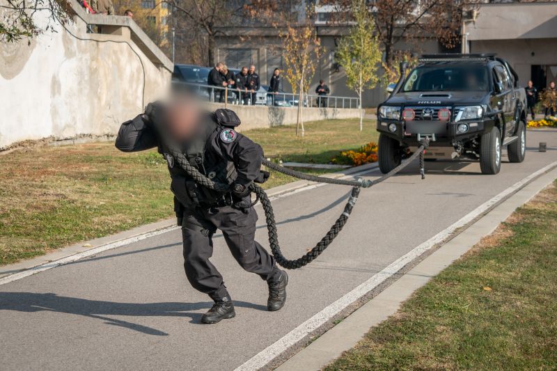 Служители на ОДМВР - Сливен се включиха в благотворителен турнир, проведен по инициатива на ГДБОП