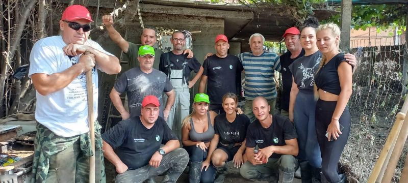 Доброволци от община Сливен помагаха в село Богдан