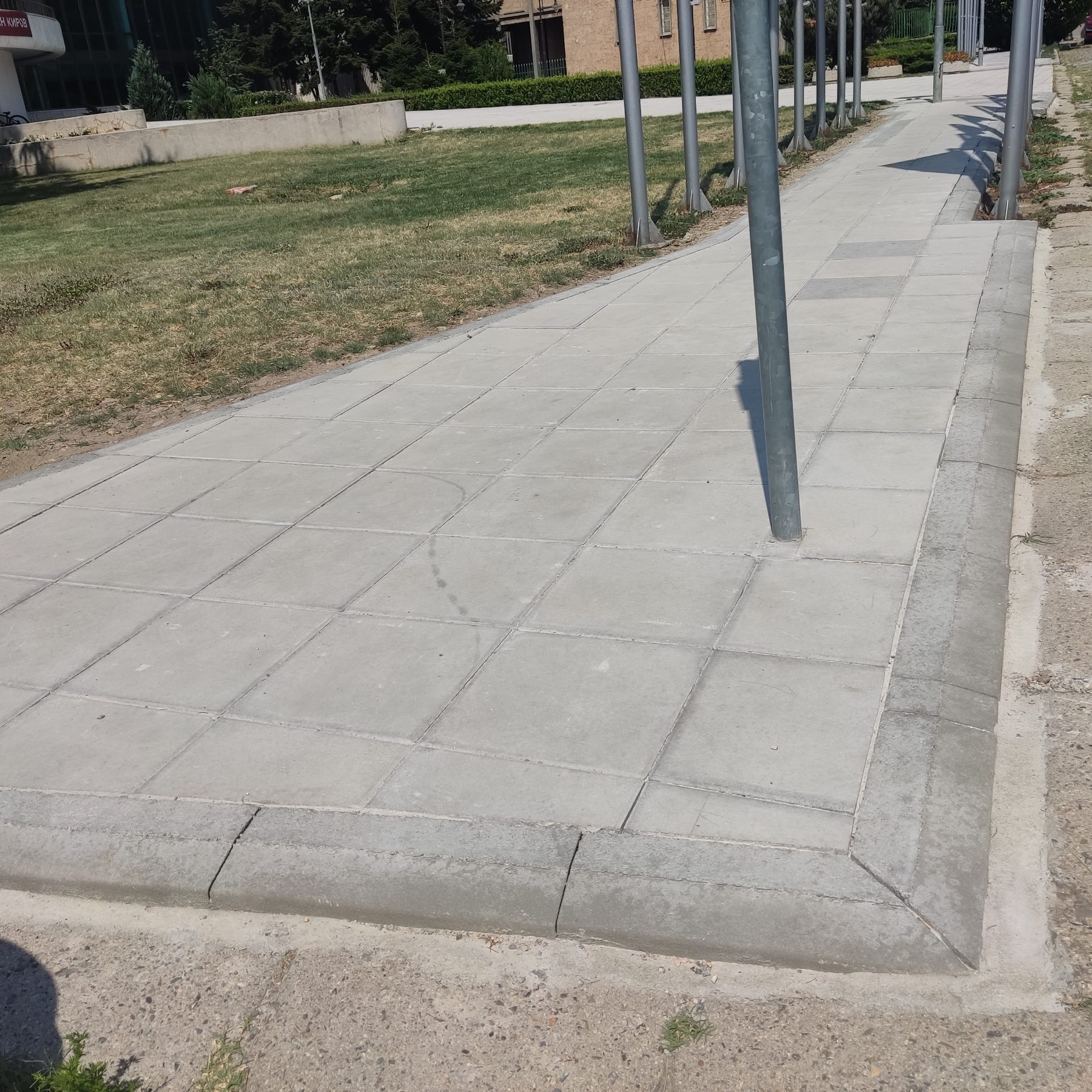 trotoari-.jpg