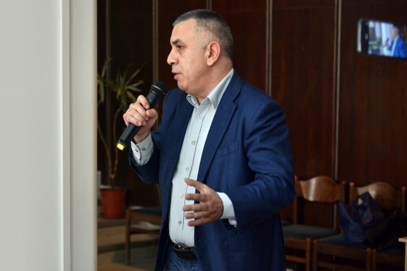 В зала „Май“ беше представена книгата, посветена на родения в Сливен легендарен кмет на София– инж. Иван Иванов
