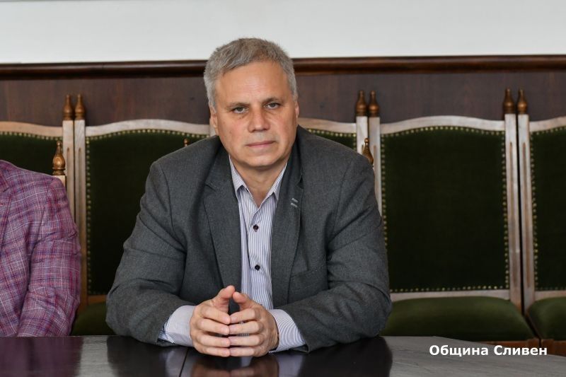 Д-р Васислав Петров