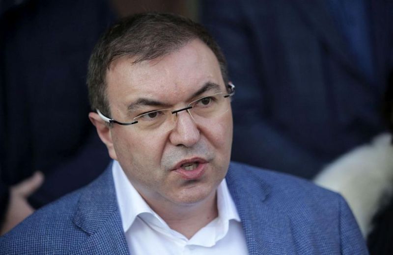 Проф. Ангелов: Обсъждаме разхлабването и на други мерки