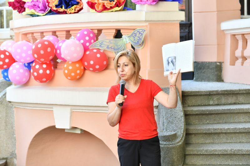 Ваня Аврамова