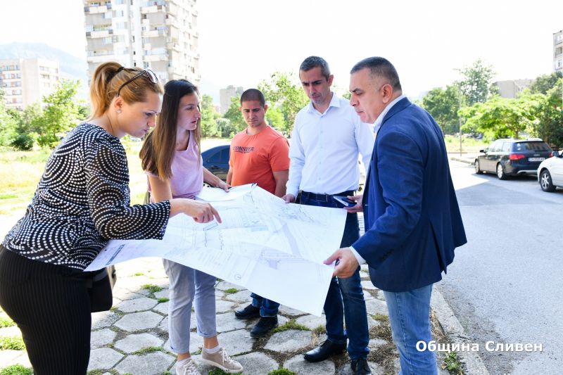 Община Сливен стартира благоустрояването на междублокови пространства в квартал „Българка“