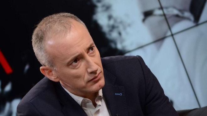 Вълчев: За учителите шлемове, за учениците - маски