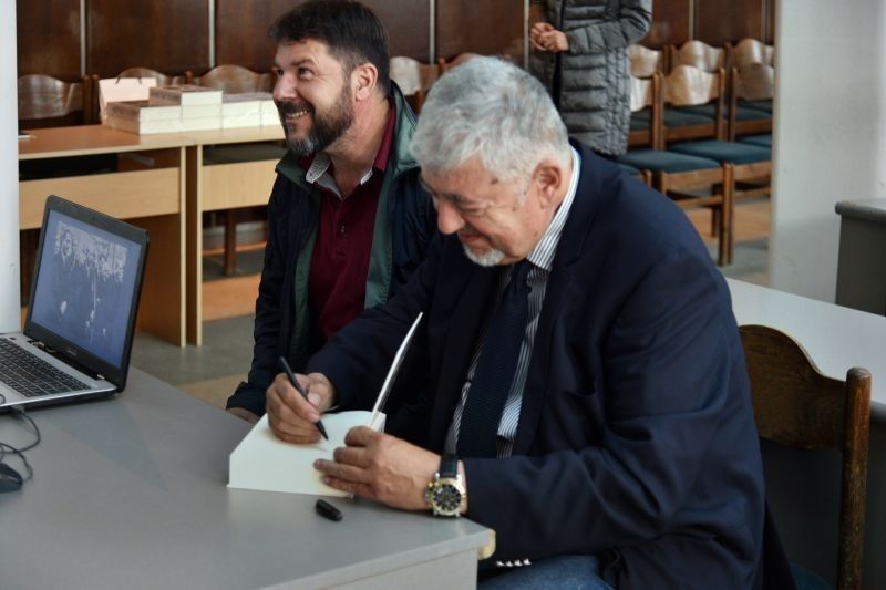В зала „Май“ беше представена книгата, посветена на родения в Сливен легендарен кмет на София– инж. Иван Иванов