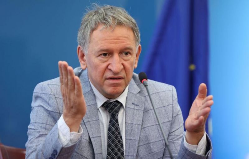 Кацаров: Утре може да обявим допълнителни мерки срещу инфекцията