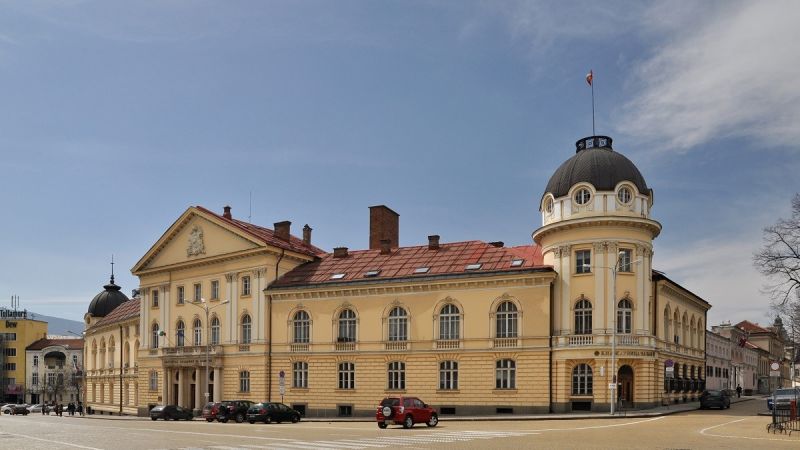 БАН открива 170 места за прием на докторанти