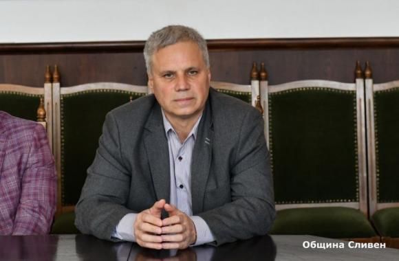 Д-р Васислав Петров