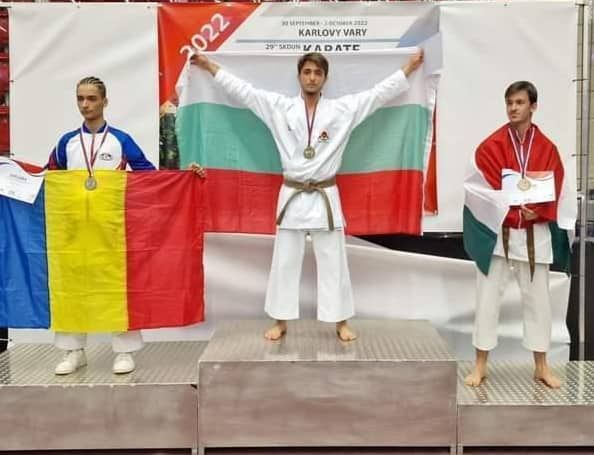 Шест медала за каратеките на КБИ „Грифон“ от Световното първенство